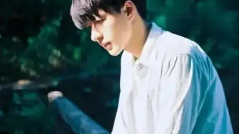 阿森纳半场0-1落后维拉，卡什精彩破门，埃泽争议进球遭吹！一触即发，悬念再起！