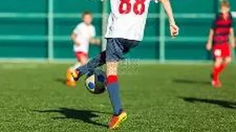 中国足球风波：空姐着装热舞中场，多人受罚